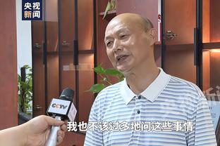 媒体人：深圳得搞清楚自己的核心是谁 认定是贺希宁就应多给球权